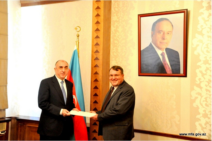 Azerbaijani FM receives credentials of Hungarian ambassador-PHOTO