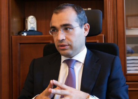 Mikayıl Cabbarovun layihəsi təxirə düşdü