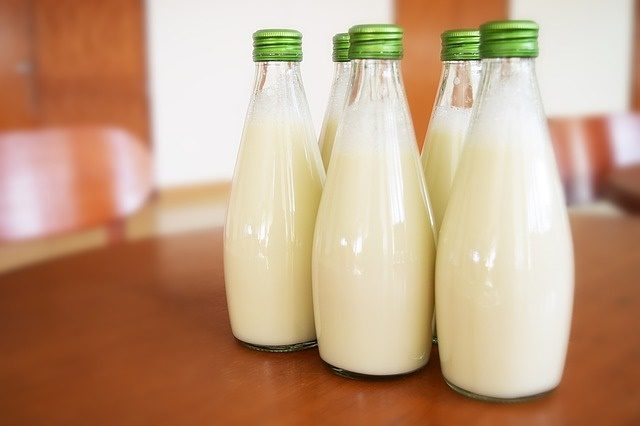 Bundesweite Rückrufaktion: Keime in H-Milch der Supermärkte