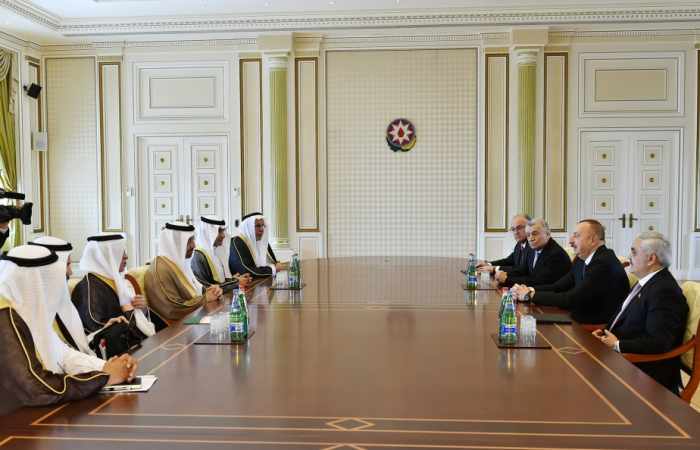 Ilham Aliyev empfängt Delegation um Minister für Energie, Industrie und Mineralressourcen von Saudi-Arabien