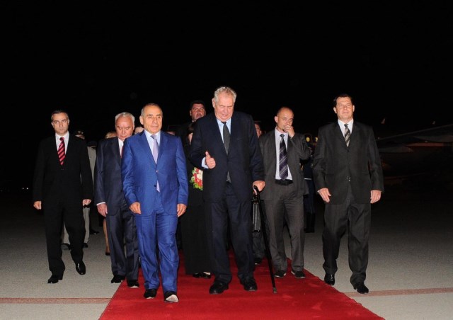 Czech President arrives in Azerbaijan on official visit