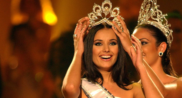 La Miss Universo venezolana entra en la carrera presidencial de EEUU 