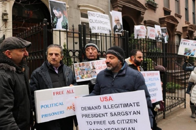 El mitin en Nueva York por la liberacioń de los presos políticos en Armenia-FOTO