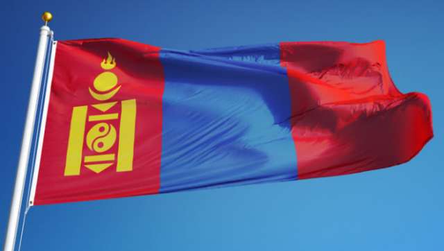 Mongolia economy, graft in spotlight as voters elect president