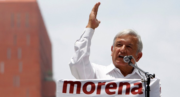 Líder de izquierda mexicana López Obrador lanza plan contra Trump