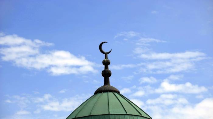 Liberale Moschee in Berlin eröffnet - Frauen als Predigerinnen