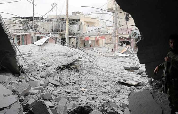 Fuerzas Armadas iraquíes lanzan octavillas con aviso de bombardeos en Mosul 