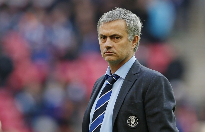 Chelsea: Combien ça coûte de virer Mourinho?