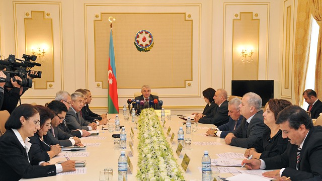 Azerbaijan CEC registers 111 candidates for parliamentary elections