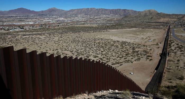 "Muro fronterizo EEUU-México no debe ir de costa a costa"