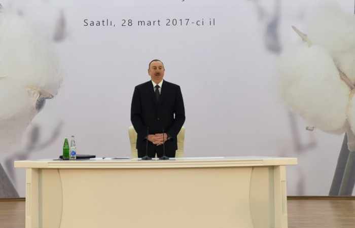 Président: l’Azerbaïdjan a dépensé et dépensera des millions de dollars pour le développement de la culture du coton