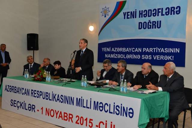 Muxtar Babayev seçiciləri ilə görüşüb- Fotolar
