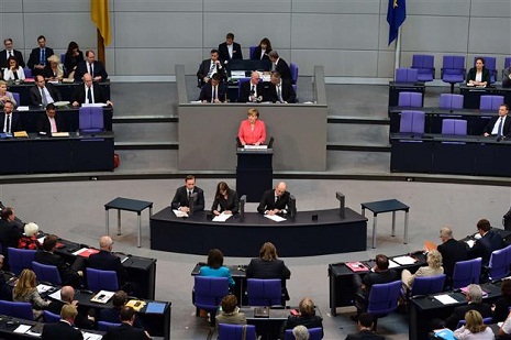 Germany to vote on Greek bailout in crucial test for deal