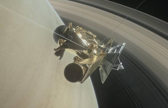 NASA's Cassini finds 'The Big Empty' between Saturn's rings