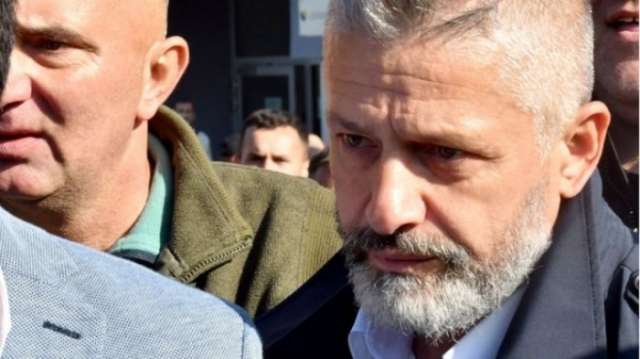 Srebrenica defender Naser Oric cleared of war crimes in Sarajevo