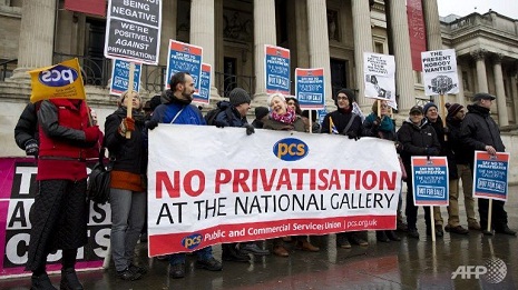 National Gallery Workers Go On Strike