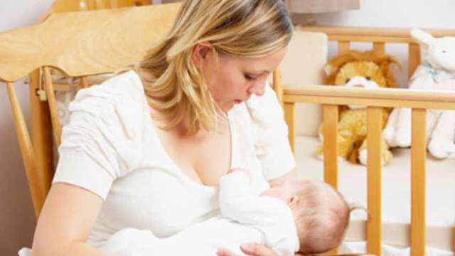 Breastfeeding reduces mother