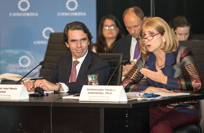 Aznar cuestiona en Miami la política de apertura de EE UU hacia Cuba
