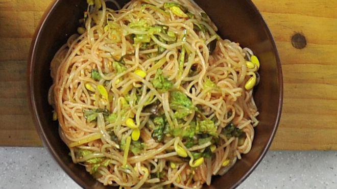 Ramen noodles `are most valuable US prison commodity`, study finds