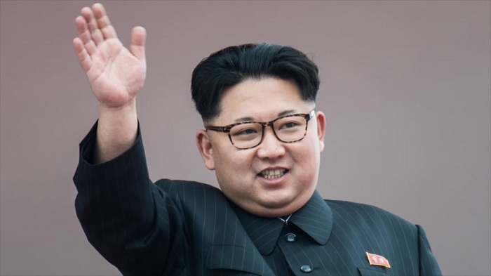 Líder norcoreano envía regalo a Fidel Castro por su 90 cumpleaños.