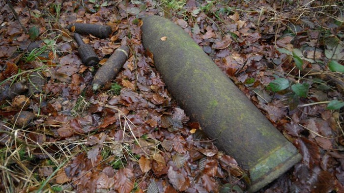 Un obus explose au visage d’un collectionneur de munitions