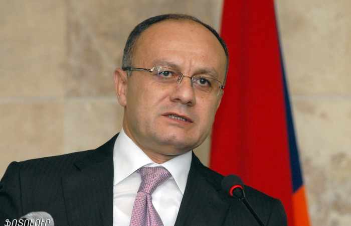 Armenia’s ex-minister talks about need for power change
