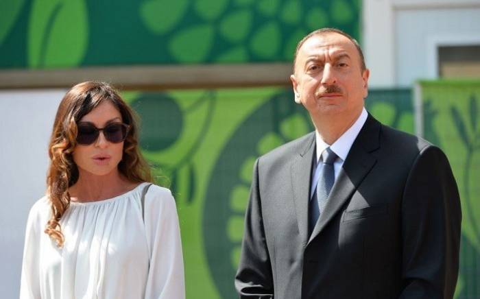 Ilham Aliyev visite les salons internationaux de l’agroalimentaire et de l’agriculture