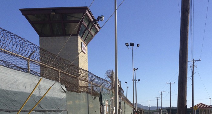 Omán acoge a 10 presos de Guantánamo