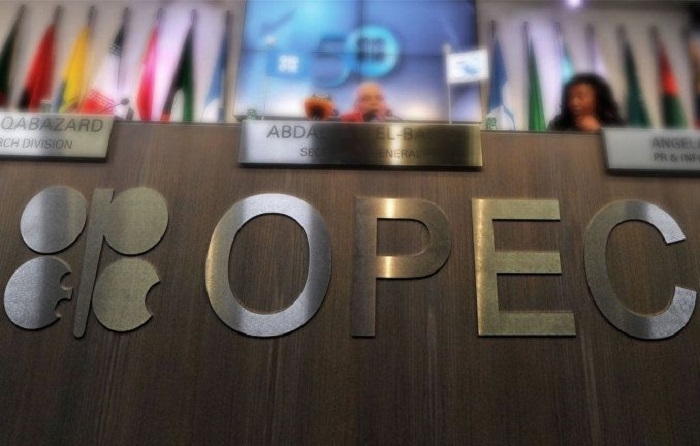Oil dips on high OPEC supplies, defying falling U.S. crude stocks
