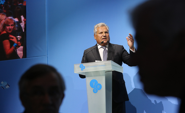L`ancien dirigeant polonais: l`Ukraine devrait abandonner les rêves de l`OTAN - FLASH