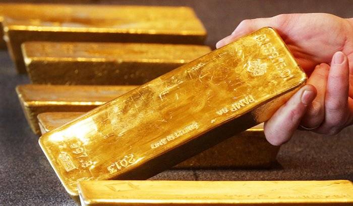 Hallan un cofre con cuatro toneladas de oro nazi en las costas de Islandia