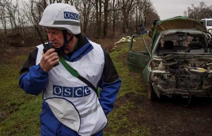 OSCE staff member dies in car blast in Donbass