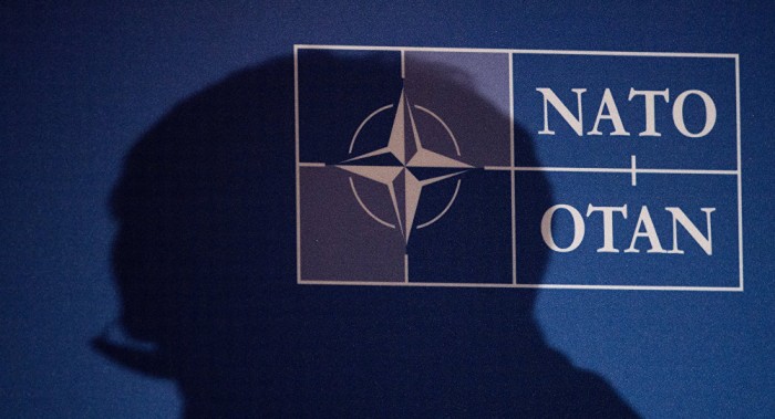 Divide et impera: “La OTAN pretende impedir el acercamiento de los países eslavos“