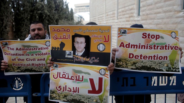 Un journaliste palestinien en grève de la faim dans un état "critique"