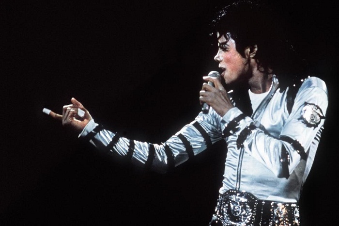 Study reveals that Michael Jackson has earned $1B since his death