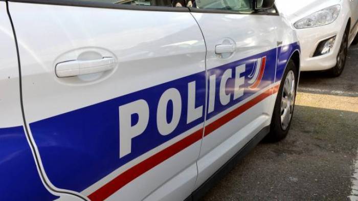 Une femme se fait voler sa bague de 3 millions d'euros à son domicile parisien