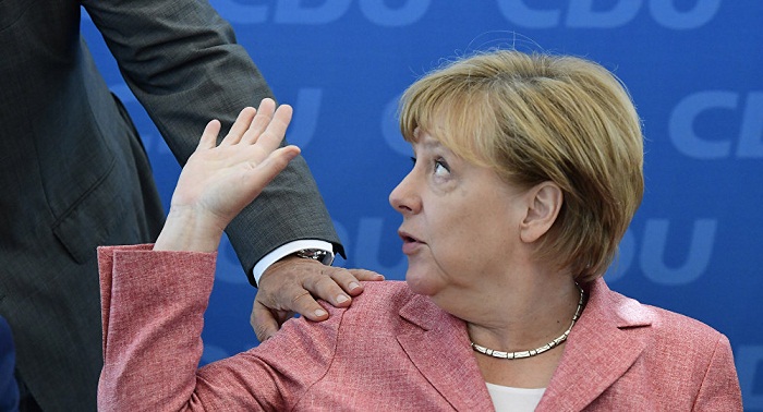 Le parti de Merkel prend une gifle à Berlin