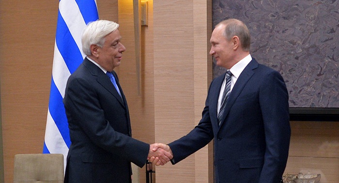 Pavlopoulos in Moskau: „Griechenland ist gegen Sanktionen“ 
