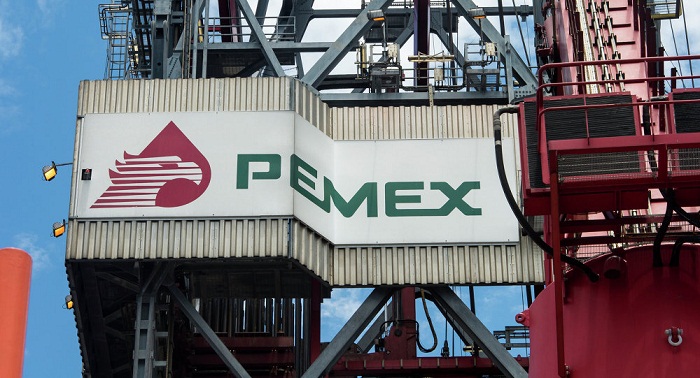 Blast at Pemex processing plant kills one worker, injures several others