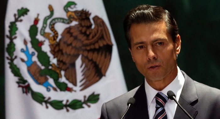 Peña y Cartes firman acuerdos comerciales y antidrogas en México