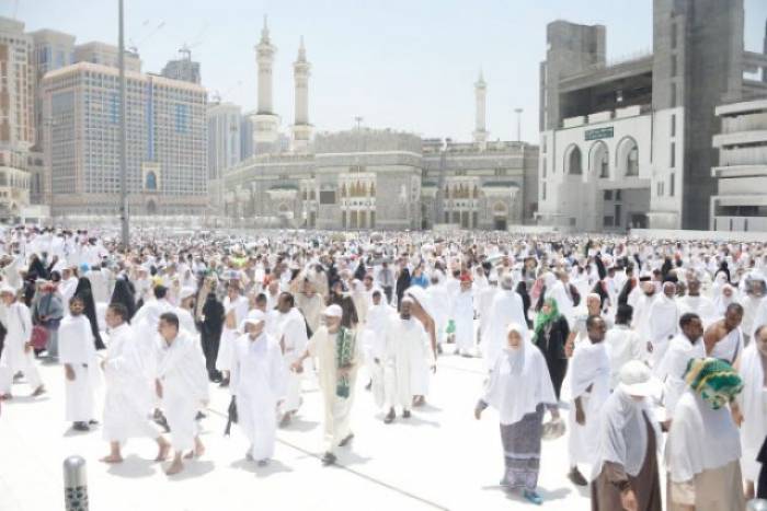 Arabia Saudí reabrirá fronteras a los peregrinos qataríes