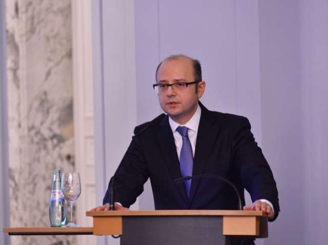Azerbaijan names new energy minister
