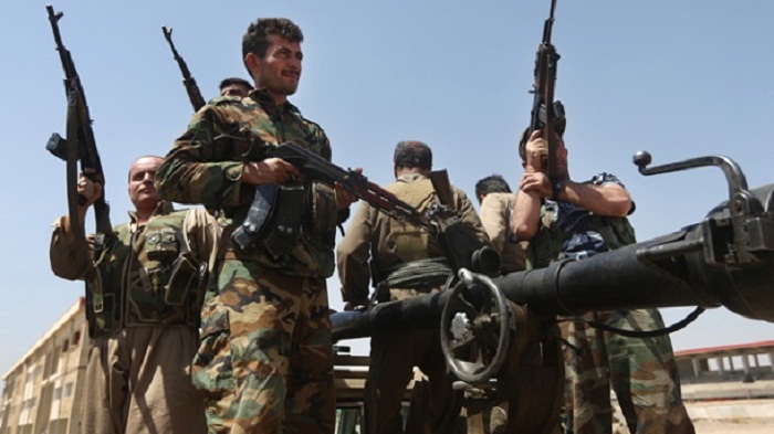  Kurden und syrische Rebellen greifen IS-Miliz an