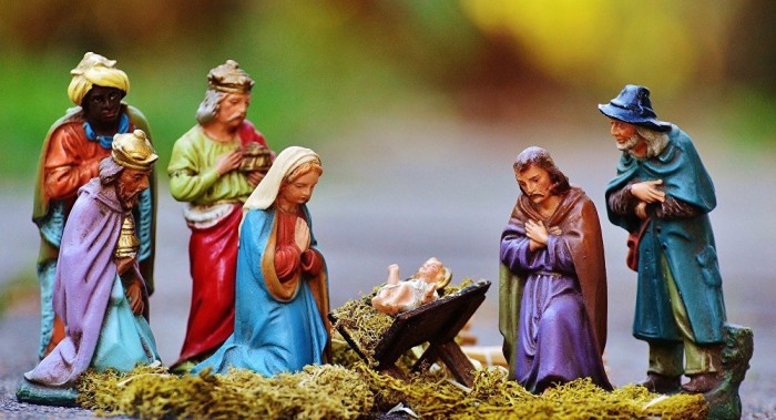 ncreíble: El pesebre `millennial` para poner junto al árbol de Navidad 
