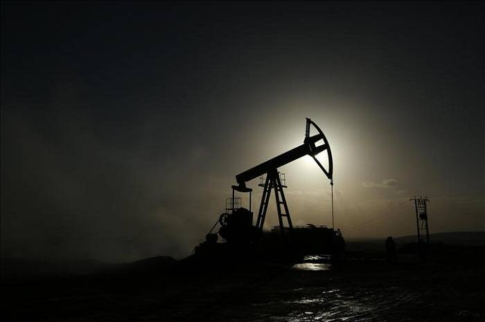 Les cours du pétrole en forte baisse