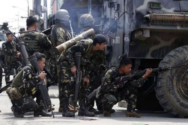 Philippine presidential guards wounded in attack by Maoist rebels