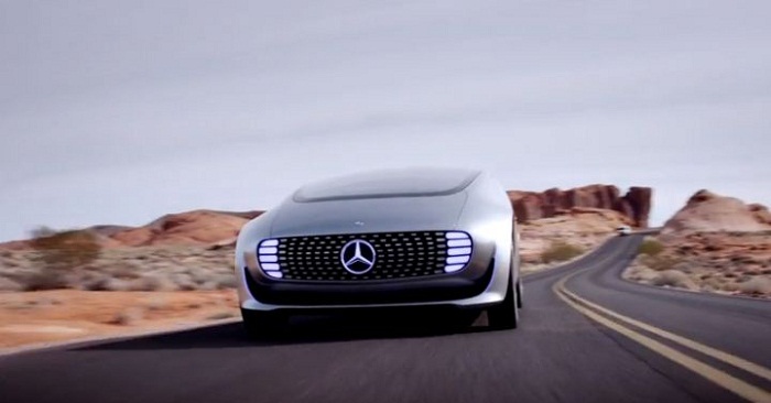 Mercedes va présenter une voiture électrique