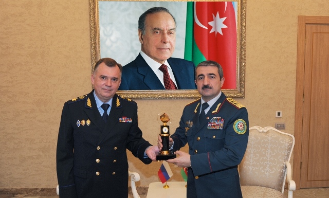 Generallar arasında sərhəd müzakirəsi
