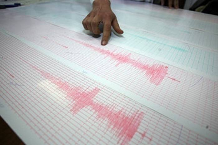 Un séisme de magnitude 5,8 secoue l'est de l'Indonésie
