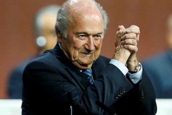 Blatter futboldan birdəfəlik getdi 